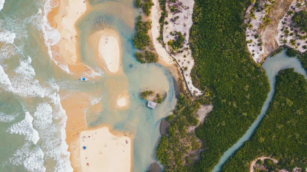 Luxo e natureza em Trancoso, Bahia.