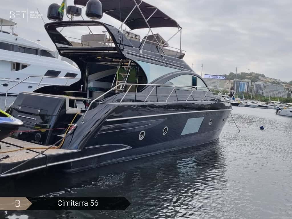 Cimitarra 60 yacht rental cruising Rio's iconic beaches.