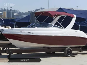 Coral 22 yacht rental in Rio, perfect for a quick coastal escape.