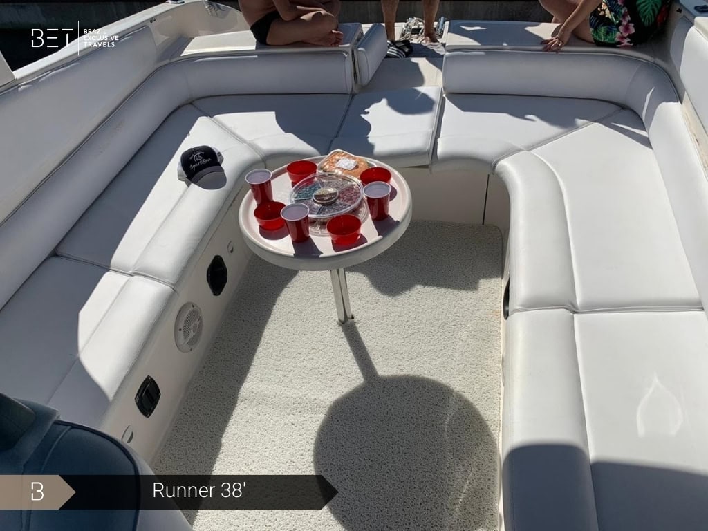 Runner 38 yacht rental in Angra for exciting group outings.