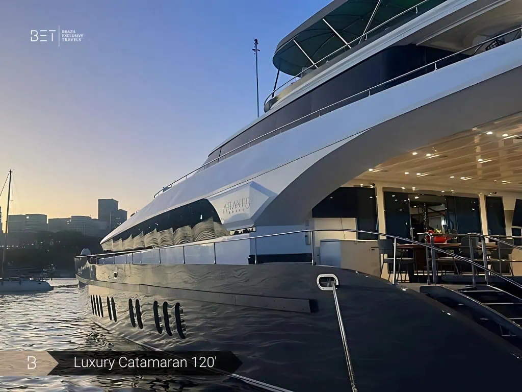 Catamaran 120 rental in Rio de Janeiro, ideal for group celebrations.
