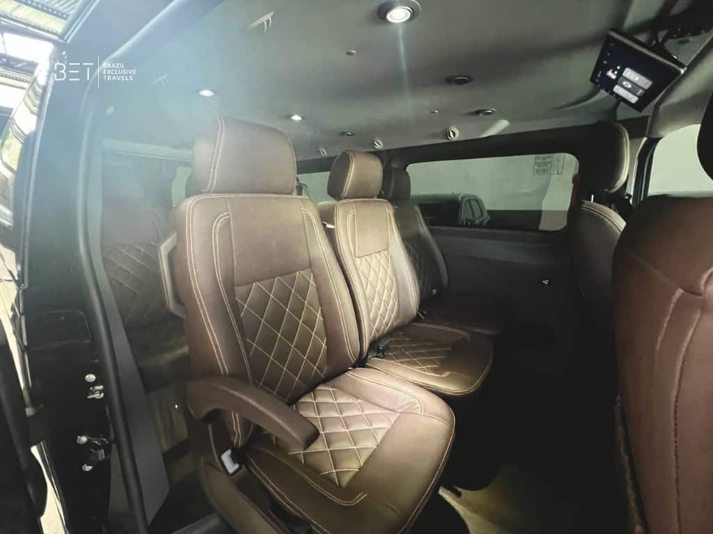 Citroën Jumpy minivan rental in Rio de Janeiro, Brazil.