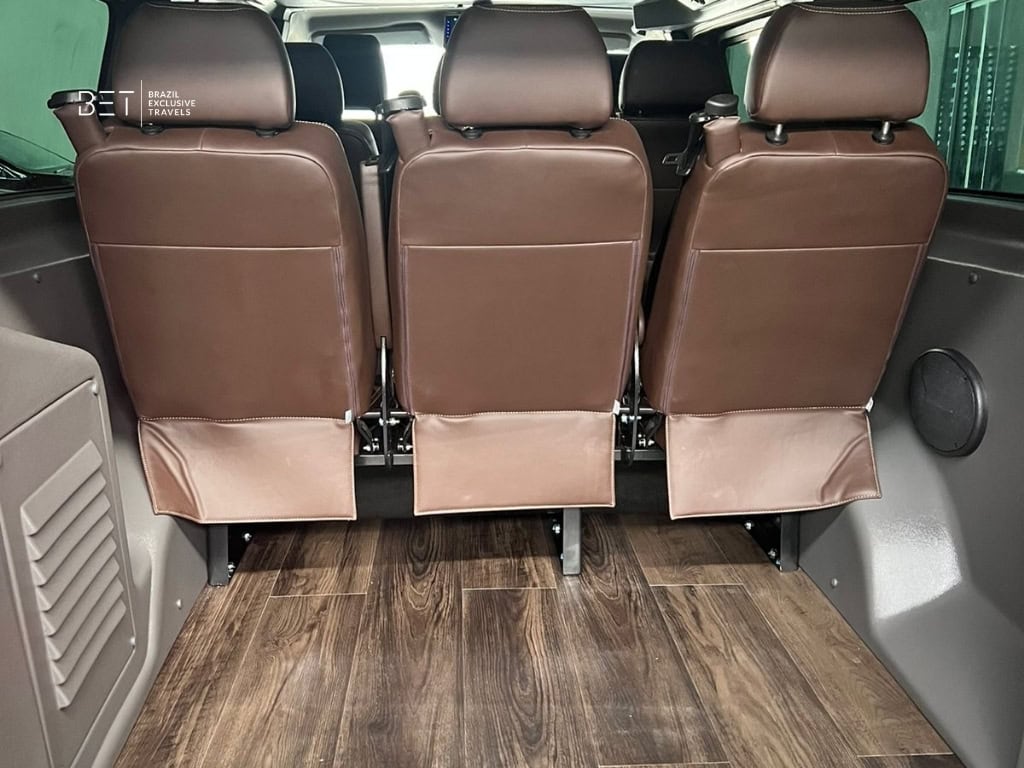 Citroën Jumpy minivan rental in Rio de Janeiro, Brazil.