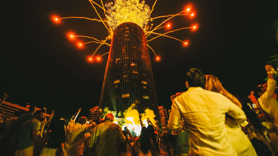 Fireworks show viewed from Hotel Nacional in São Conrado, lighting up the sky above the beach during New Year’s Eve in Rio de Janeiro.