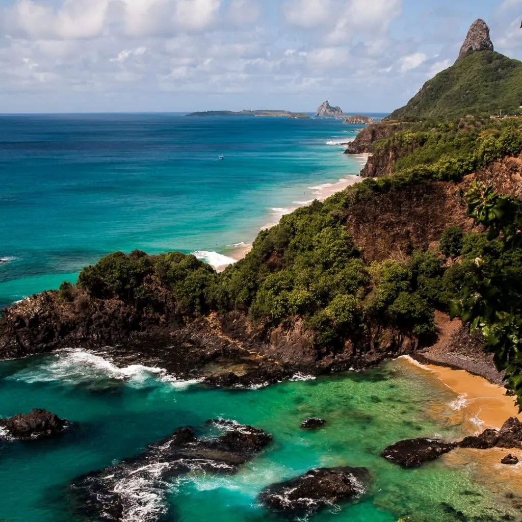1080x1080px Brazil Exclusive Travels - Destination Page - Fernando de Noronha