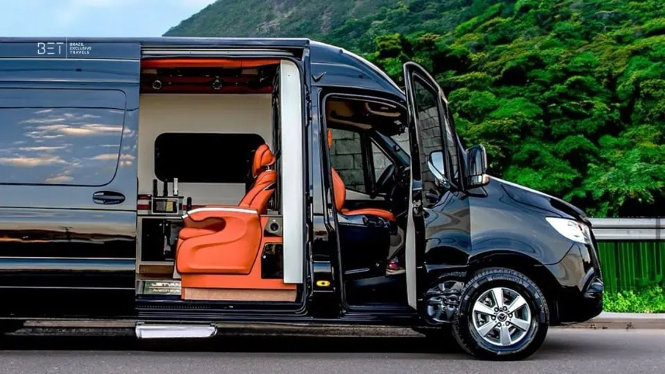 Aluguel de Mercedes Jet Van no Rio de Janeiro, Brasil