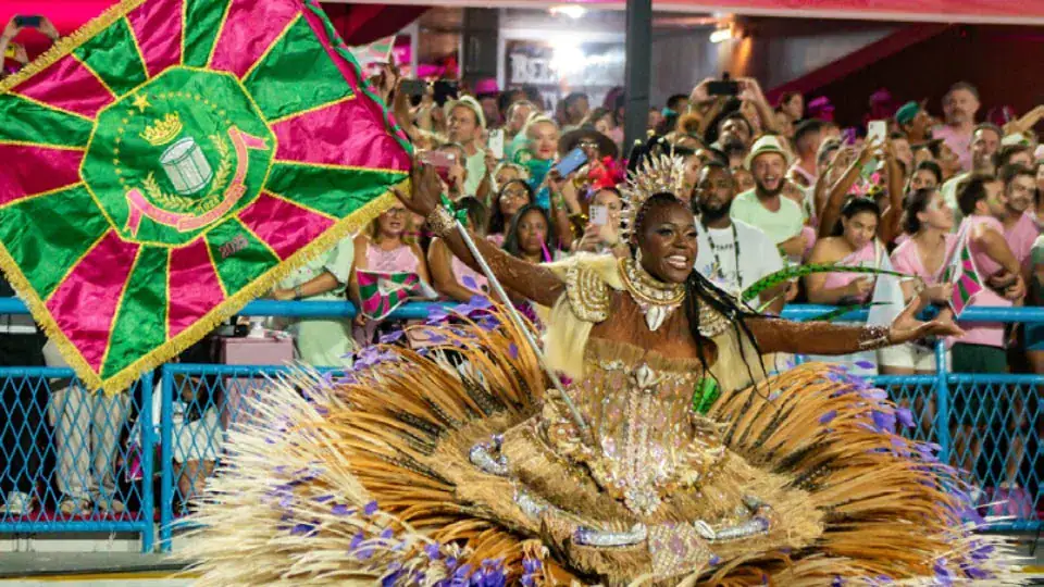 Carnival-in-Rio-de-Janeiro-2026-VerdeRosa-Camarote-Brazil-Exclusive-Travels-2