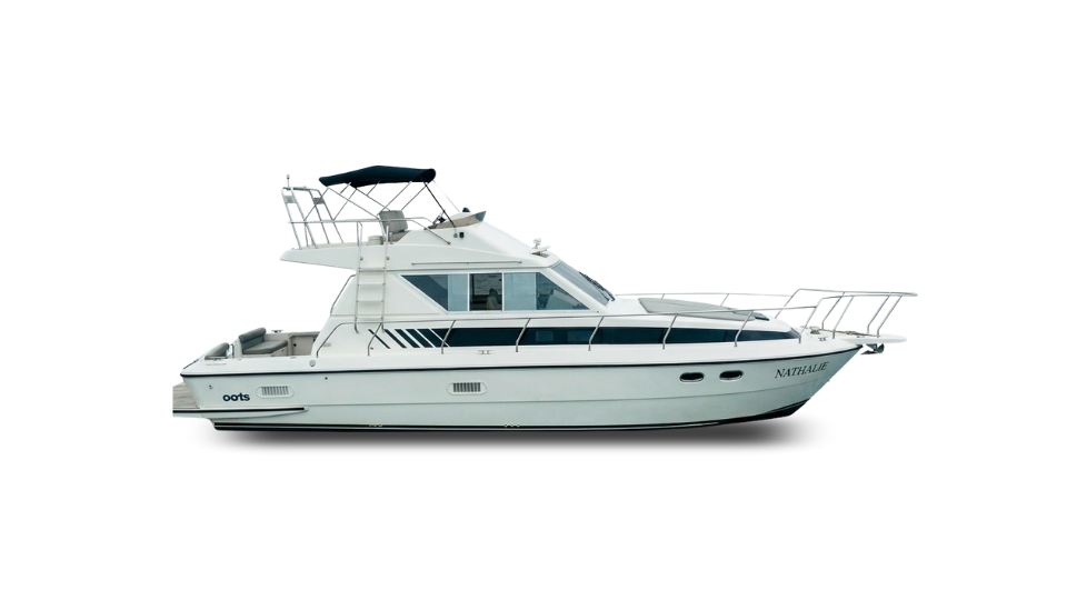 Oceanic 36F- 36-feet yacht for rental in Rio de Janeiro (960 x 540 px)