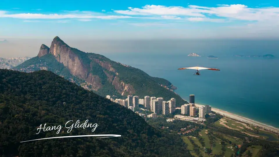 deltaplane-in-Rio-de-Janeiro-featured-image