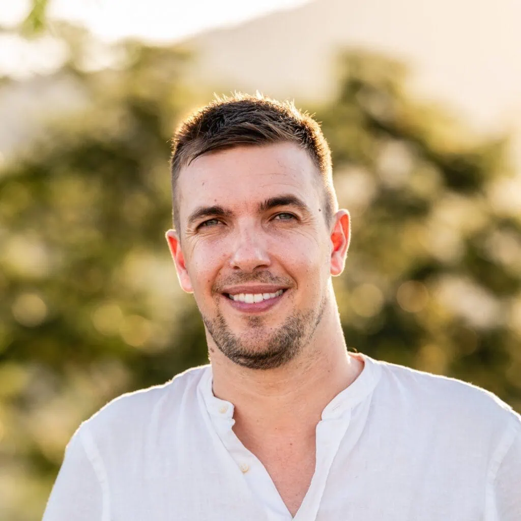 about-us-one-one-camille