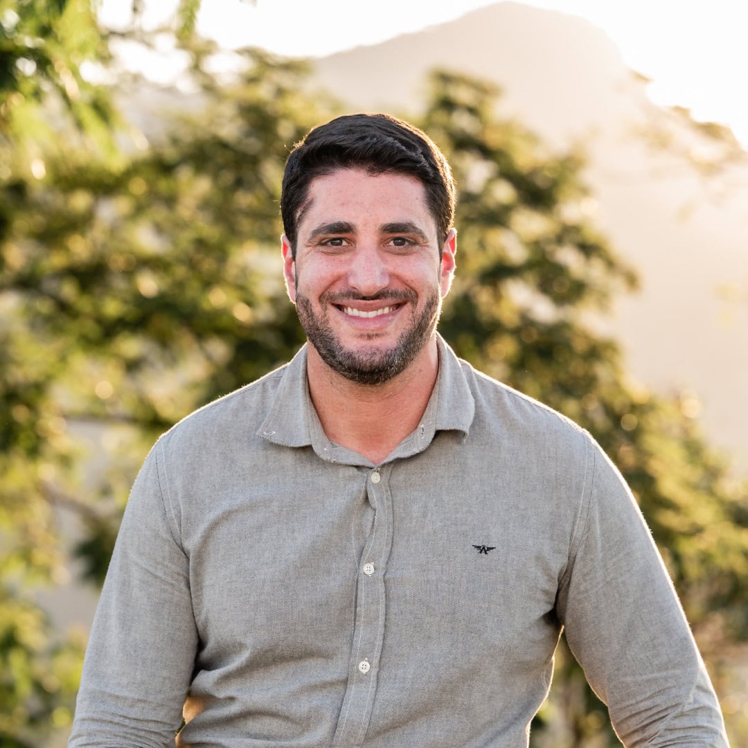 about-us-one-one-felipe