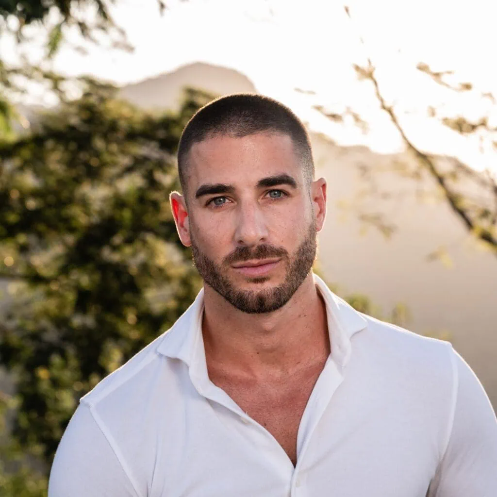 about-us-one-one-vincent