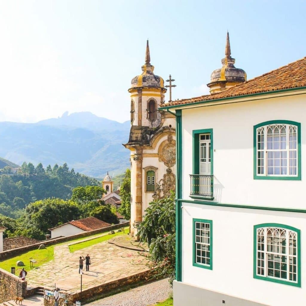 Accommodation - Hotel Booking in Minas Gerais - Pousada do Mondego - 1080x1080px (5)