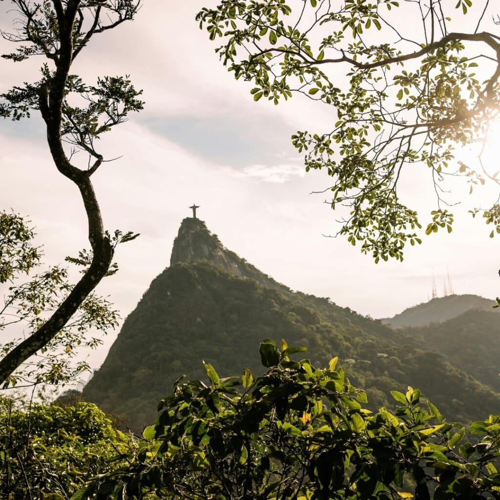 Experience - Christ the Redeemer Hike - page image 1080x1080px