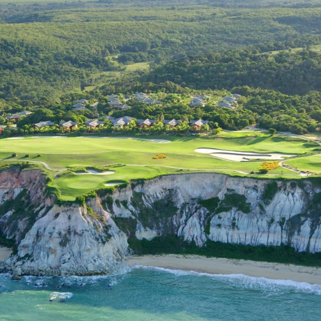 Experience - Clifftop Golf Experience at Terravista_Trancoso & Bahia - page image 1080x1080px