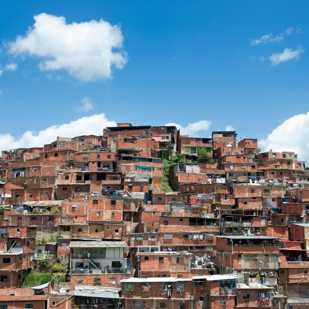 Experience - Favela Tour - page image 1080x1080px (5)