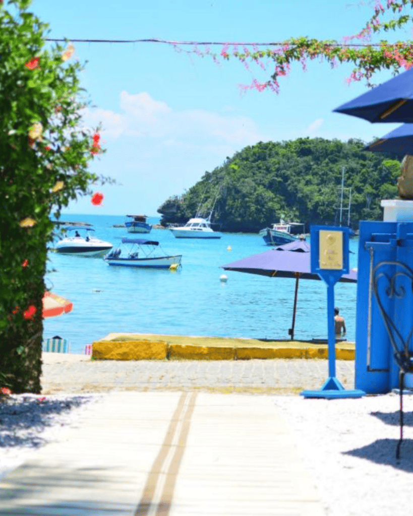 Vila da Santa Hotel - Hotel Booking in Búzios, RJ